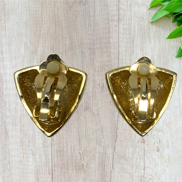 Vintage Harlequin Gold Tone Enamel Triangle Modernist Clip On Earrings Runway - Picture 2 of 5